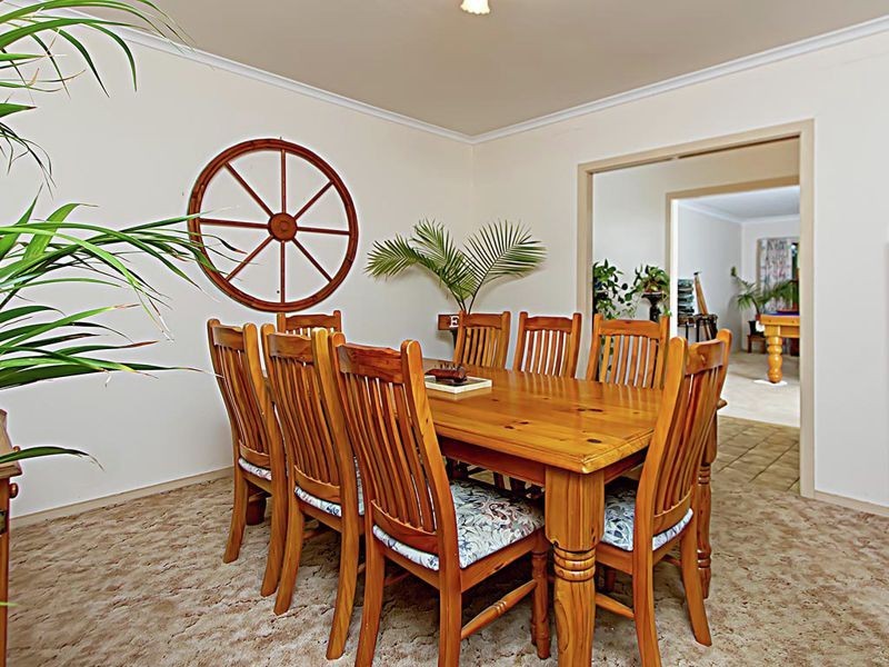 6 Cummins Drive, San Isidore, Wagga Wagga NSW 2650