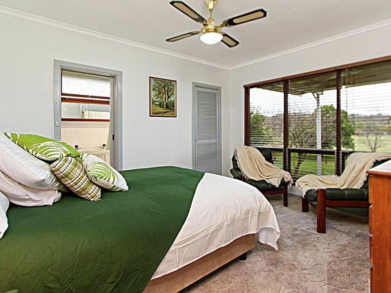 6 Cummins Drive, San Isidore, Wagga Wagga NSW 2650