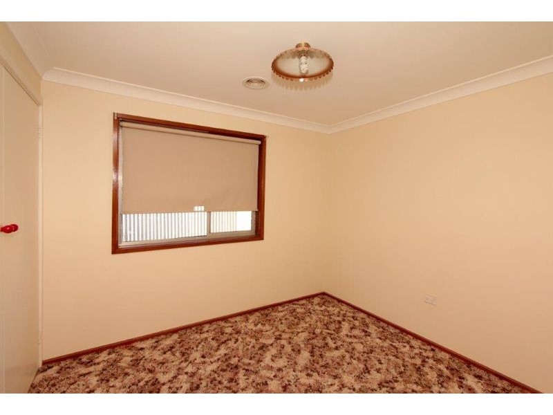 4 Waratah Crescent, Coolamon NSW 2701
