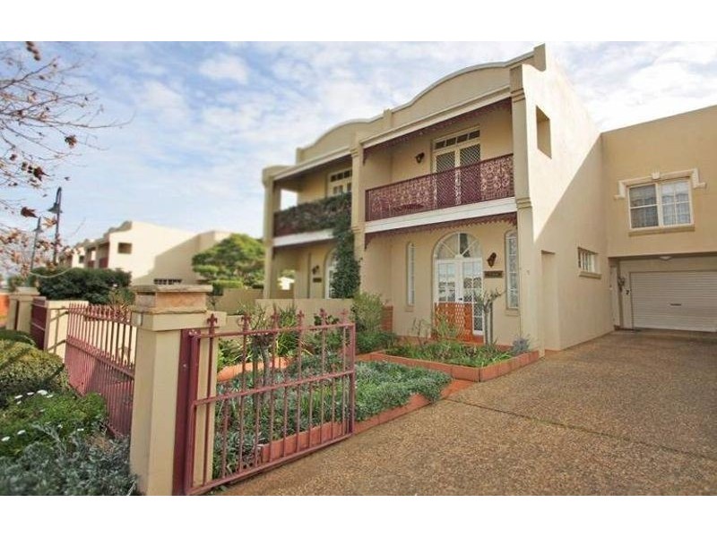 7 Crampton Street, Wagga Wagga NSW 2650