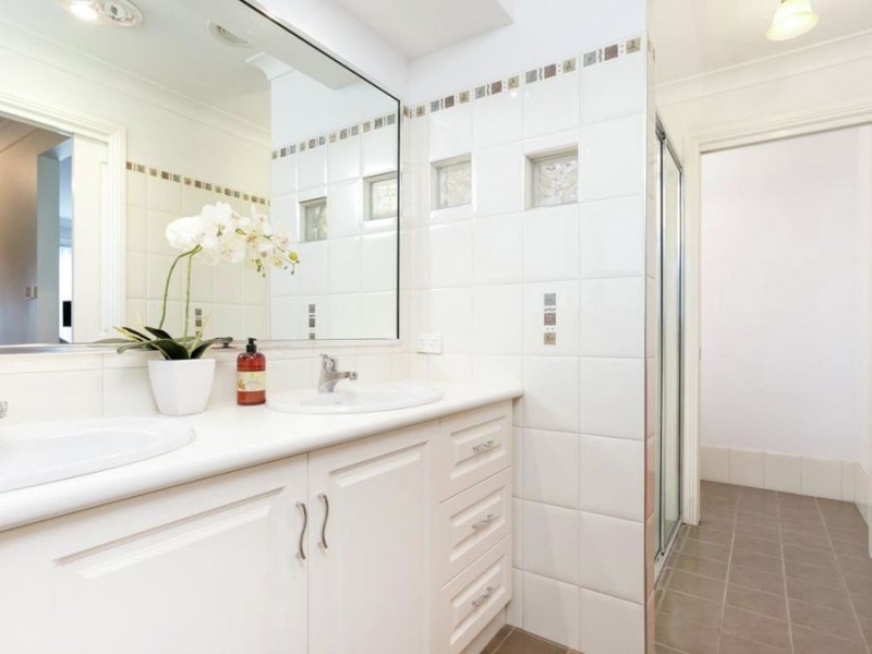 27 Indigo Drive, Springvale, Wagga Wagga NSW 2650