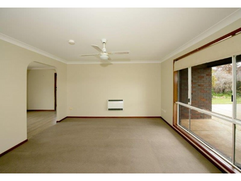 27 Goborra Street, Glenfield Park, Wagga Wagga NSW 2650