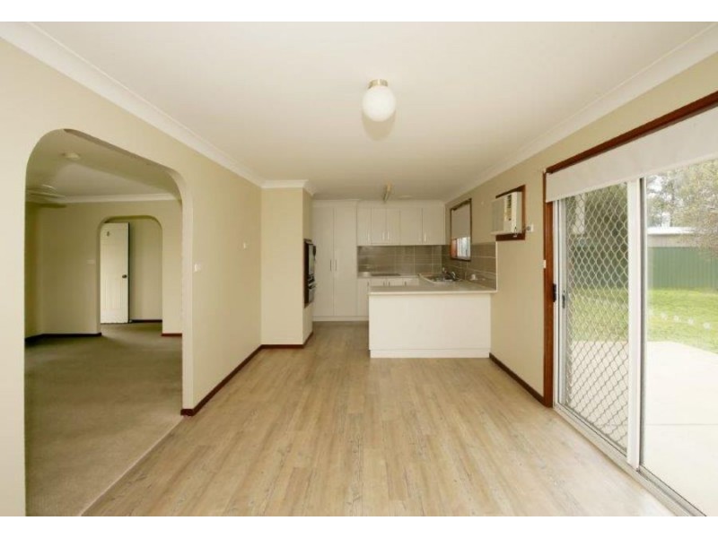 27 Goborra Street, Glenfield Park, Wagga Wagga NSW 2650