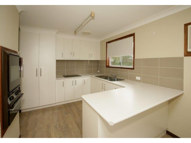 27 Goborra Street, Glenfield Park, Wagga Wagga NSW 2650