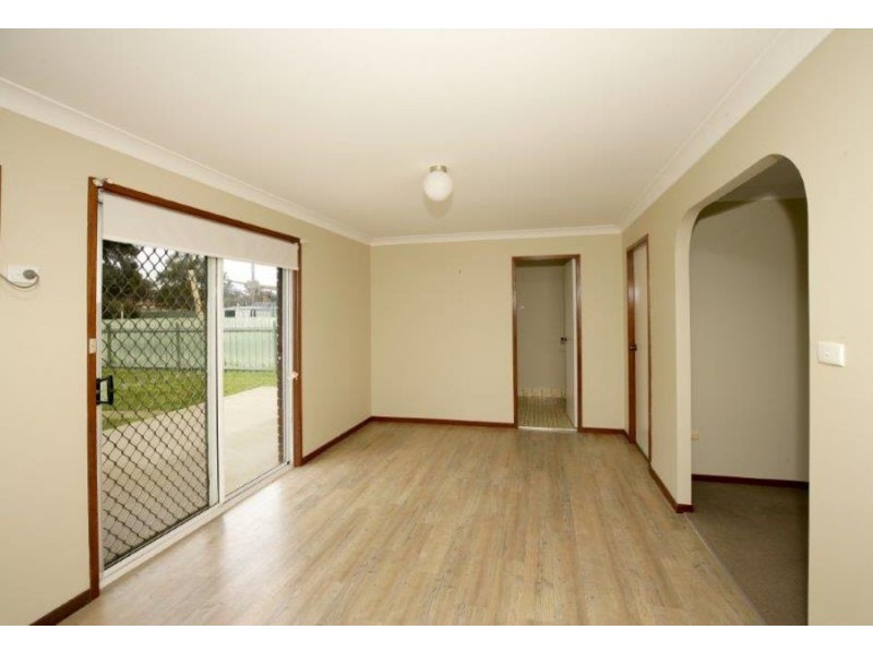 27 Goborra Street, Glenfield Park, Wagga Wagga NSW 2650