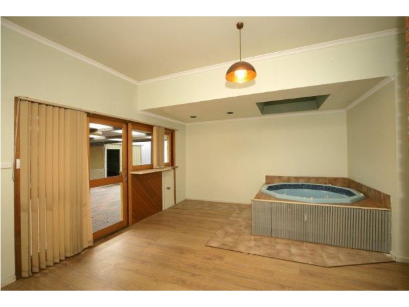 21 William Street, North Wagga Wagga NSW 2650