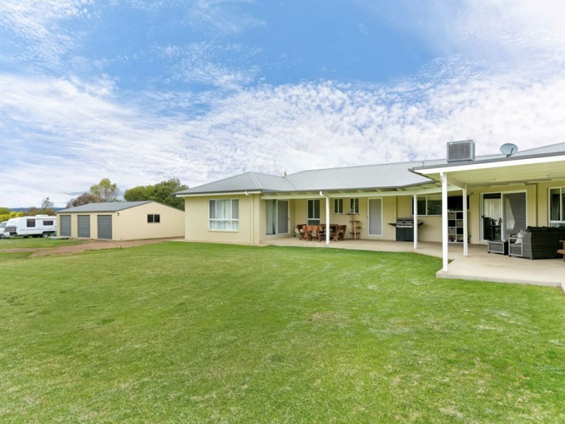 24 Indigo Drive, Springvale, Wagga Wagga NSW 2650