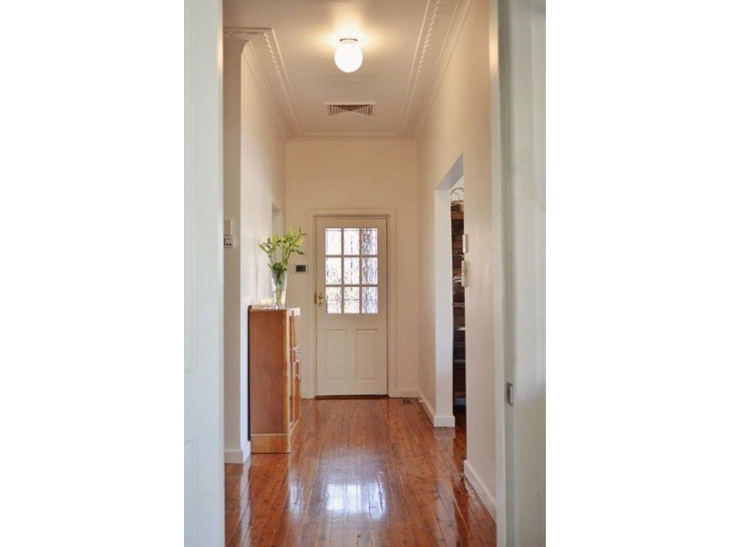 2 Simmons Street, Central, Wagga Wagga NSW 2650