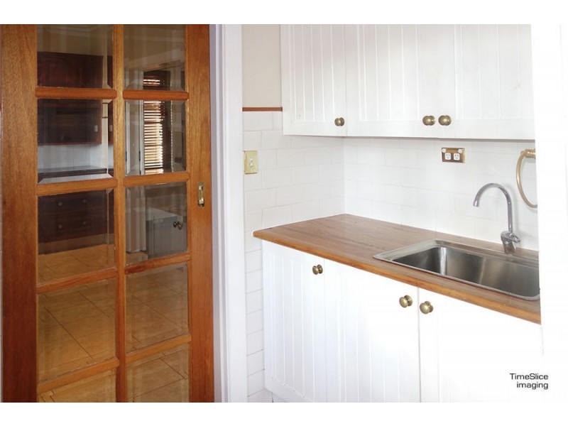 22 Halloran Street, Turvey Park NSW 2650