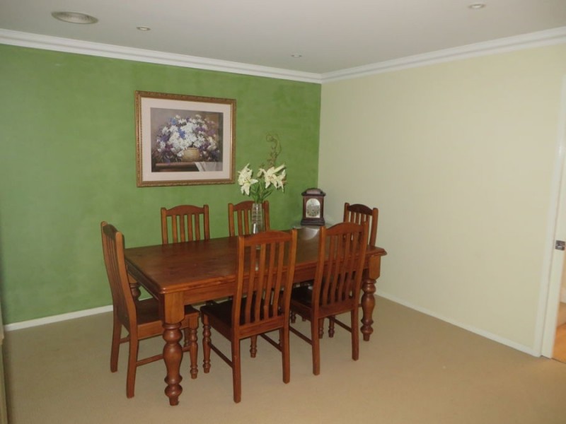 14 Galing Place, Wagga Wagga NSW 2650