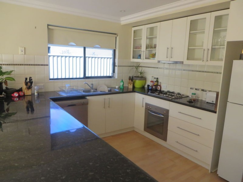 14 Galing Place, Wagga Wagga NSW 2650