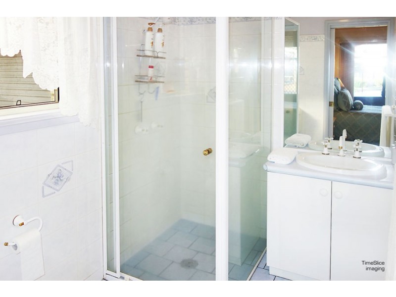 7 Gidgee Place, Glenfield Park NSW 2650