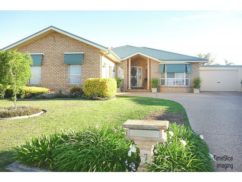7 Gidgee Place, Glenfield Park NSW 2650
