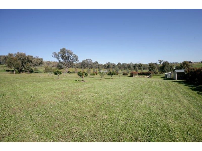 41 Lilli Pilli Place, Springvale, Wagga Wagga NSW 2650