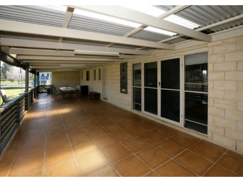 6 Glenoak Drive, Springvale, Wagga Wagga NSW 2650