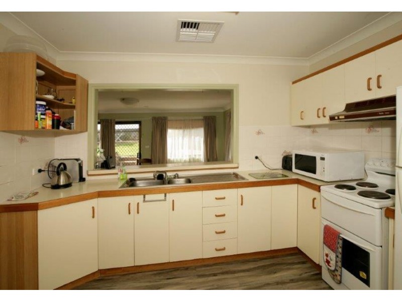 15 Condon Avenue, Mount Austin, Wagga Wagga NSW 2650