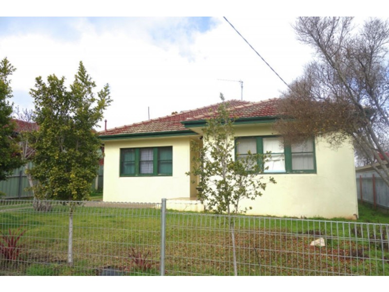 158 Fernleigh Road, Mount Austin NSW 2650