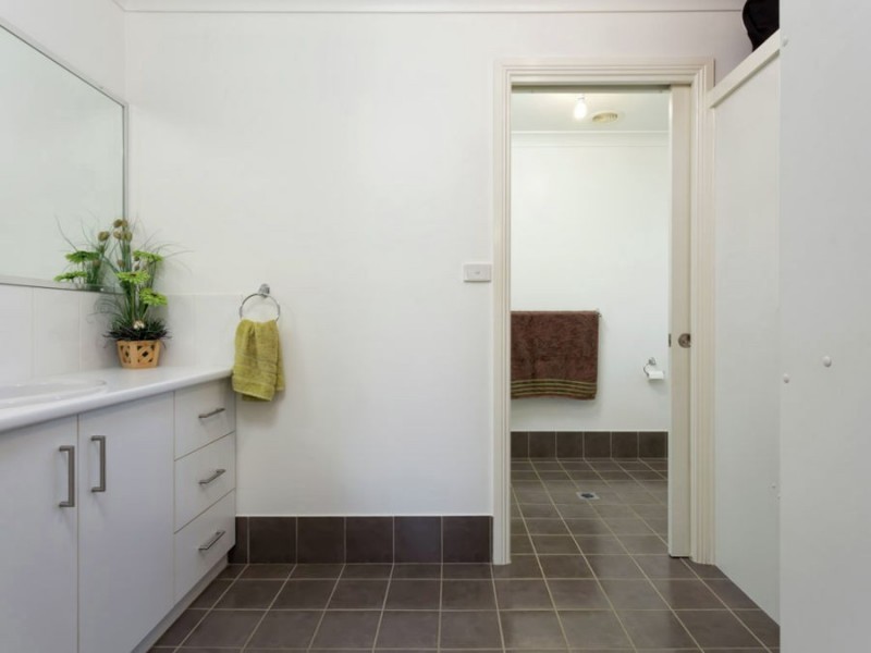 15 Peppermint Drive, Springvale, Wagga Wagga NSW 2650