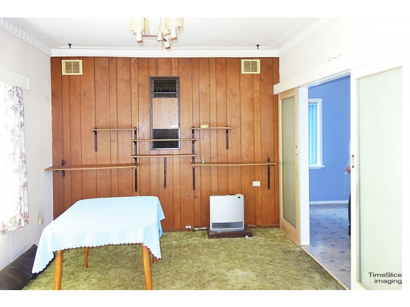 64 Tichborne Crescent, Kooringal NSW 2650