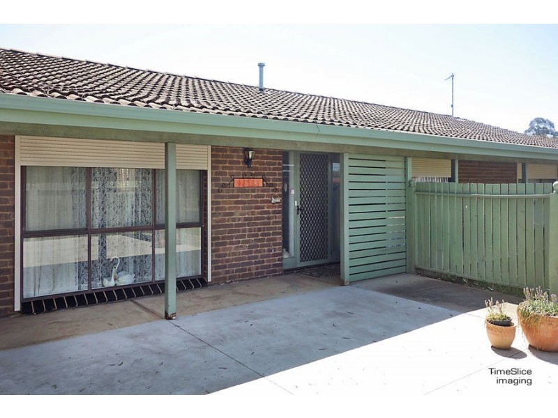 1 Nandina Avenue, Lake Albert NSW 2650