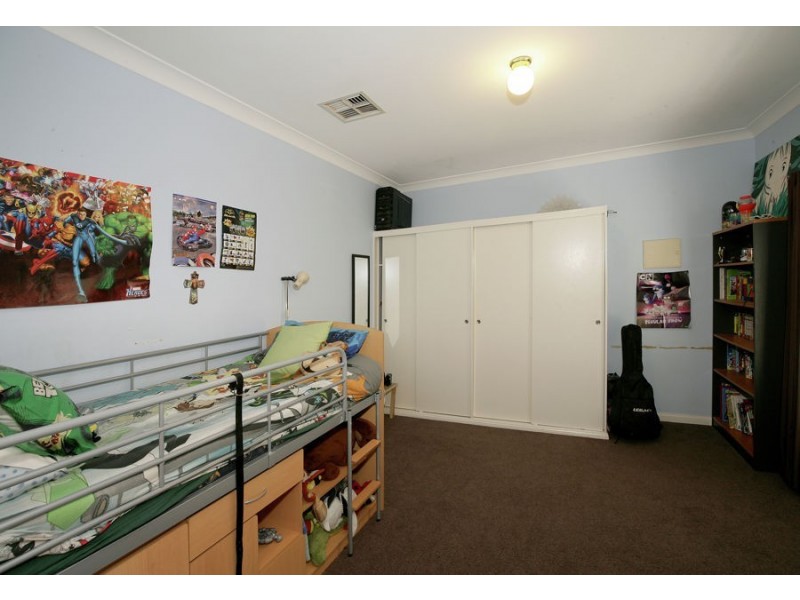 87 Meadow Street, Wagga Wagga NSW 2650