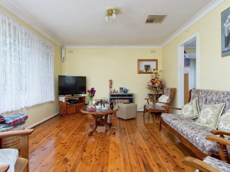 16 Maher Street, Wagga Wagga NSW 2650