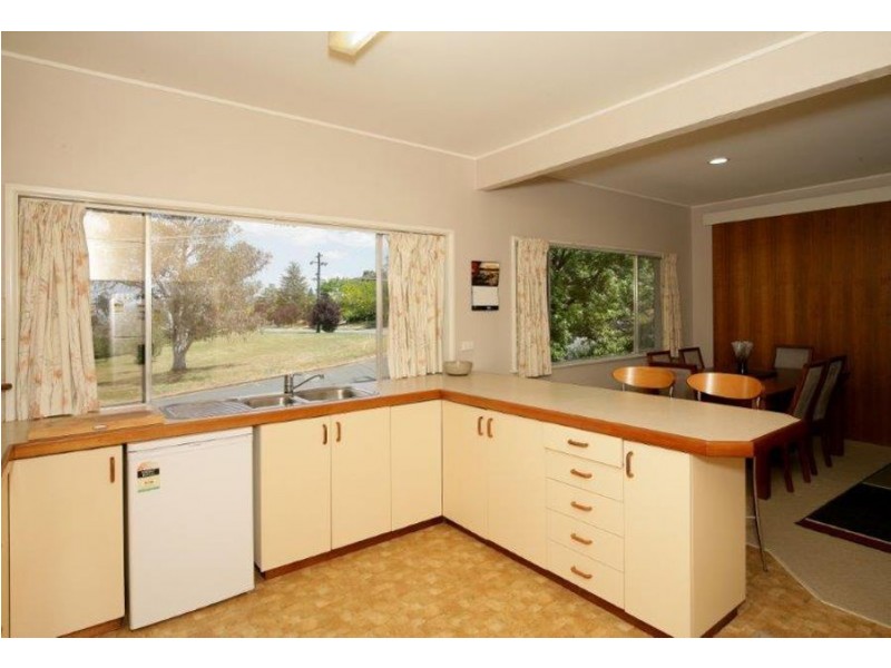 31 Panorama Street, Wagga Wagga NSW 2650