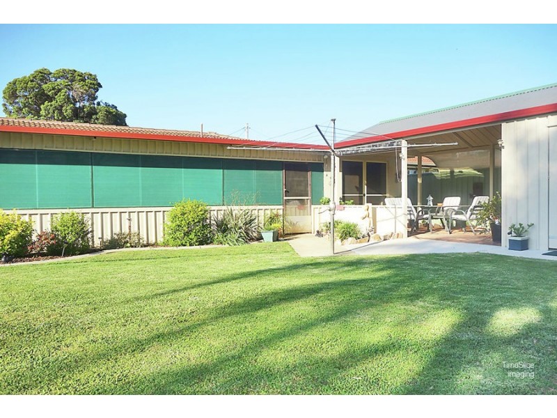 440 Lake Albert Road, Lake Albert NSW 2650