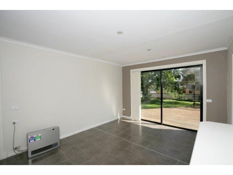 239 Fernleigh Road, Ashmont NSW 2650