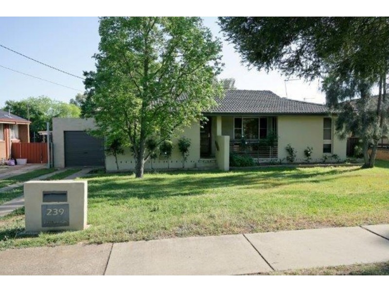 239 Fernleigh Road, Wagga Wagga NSW 2650