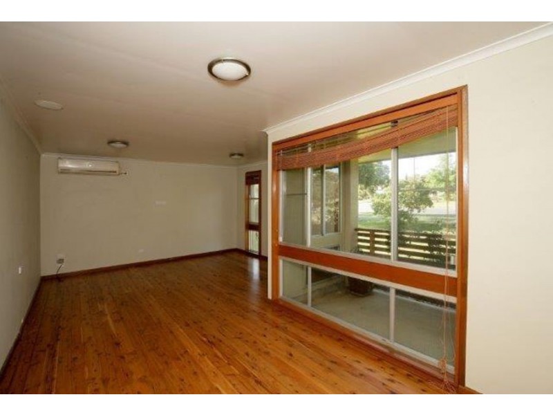 239 Fernleigh Road, Wagga Wagga NSW 2650