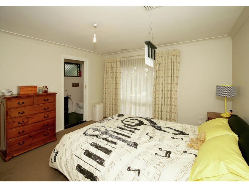 44 Patamba Street, Kooringal NSW 2650