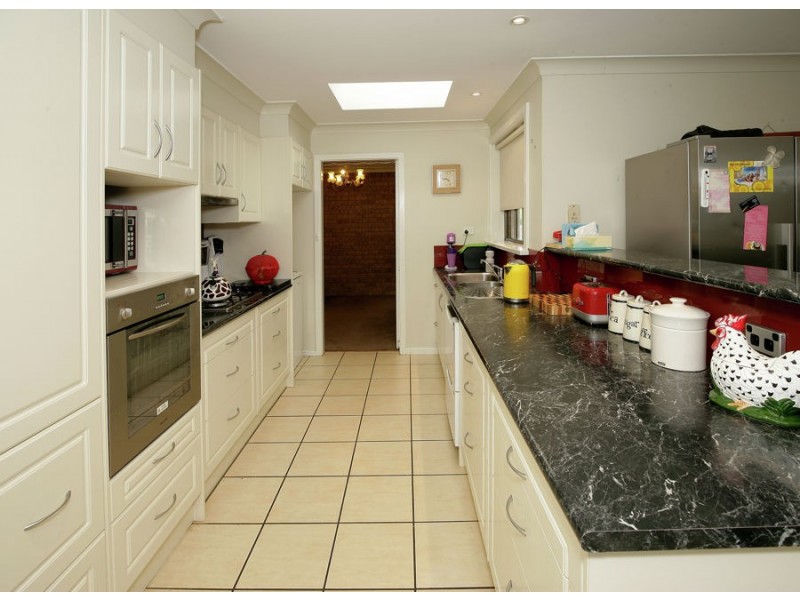 44 Patamba Street, Kooringal NSW 2650