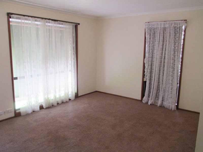 57 Truscott Drive, Wagga Wagga NSW 2650