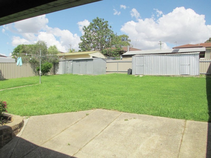 57 Truscott Drive, Wagga Wagga NSW 2650