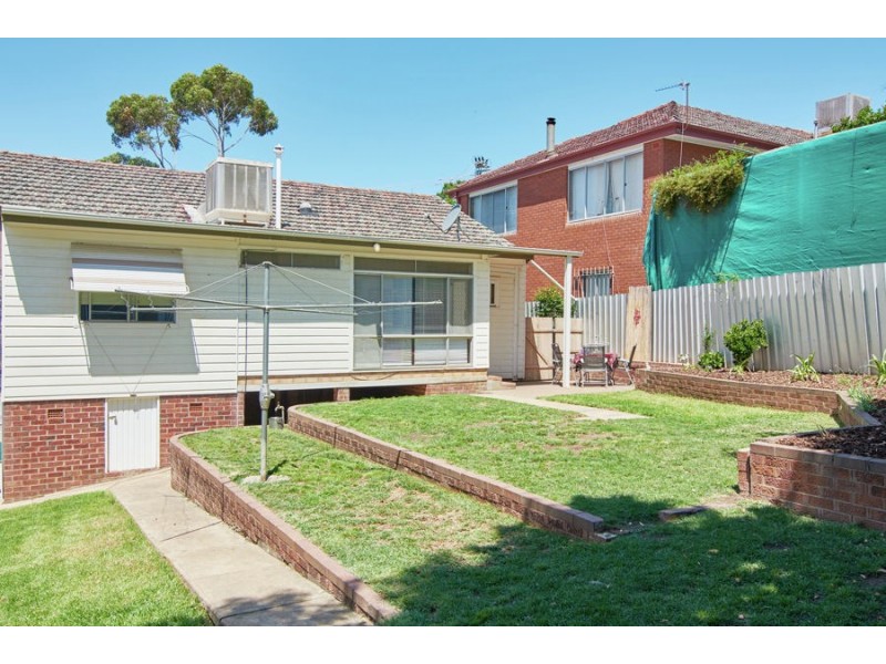 122 Macleay Street, Wagga Wagga NSW 2650