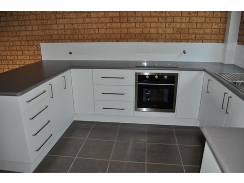 8/12 Salmon Street, Wagga Wagga NSW 2650