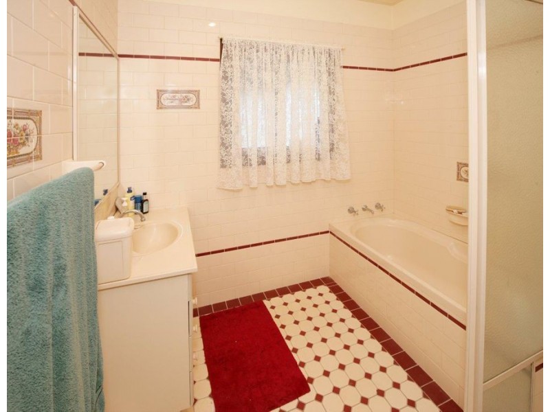 39 Creasys Lane, Mangoplah NSW 2652