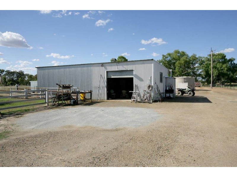 39 Creasys Lane, Mangoplah NSW 2652