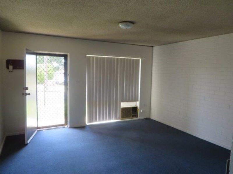 2/4 Nordlingen Drive, Wagga Wagga NSW 2650