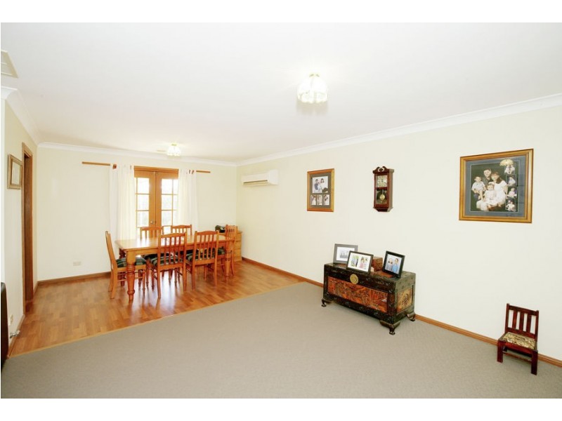 44 Avocet Drive, Estella NSW 2650