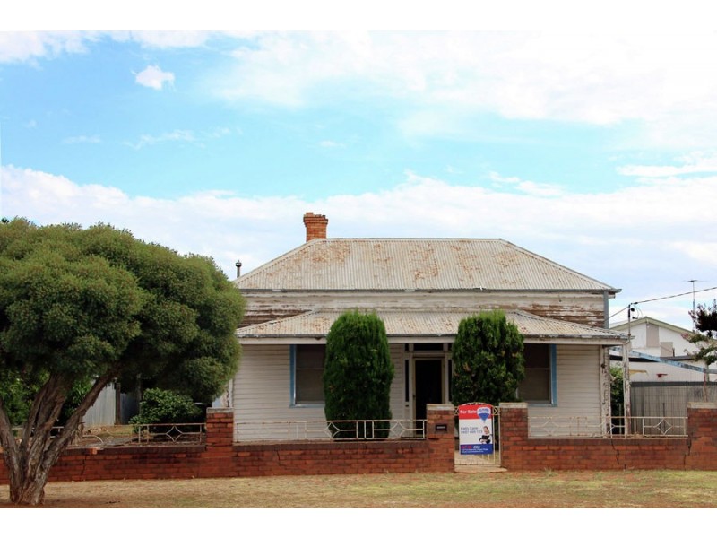 70 Hebden Street, Lockhart NSW 2656