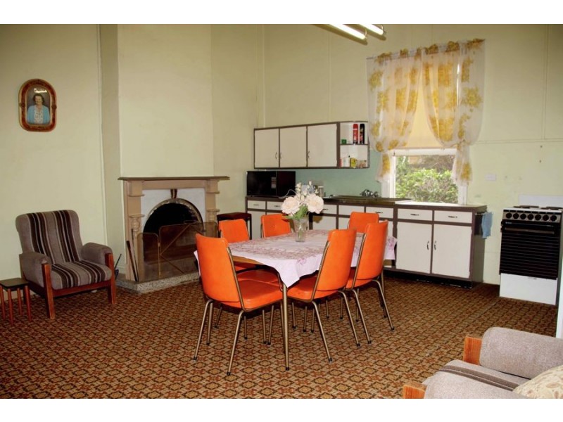 70 Hebden Street, Lockhart NSW 2656