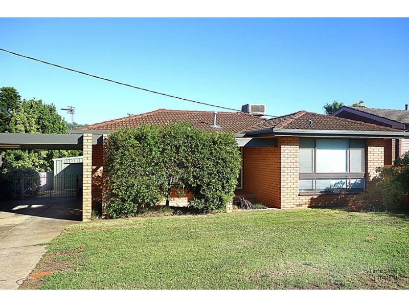 21 Banks Avenue, Kooringal NSW 2650