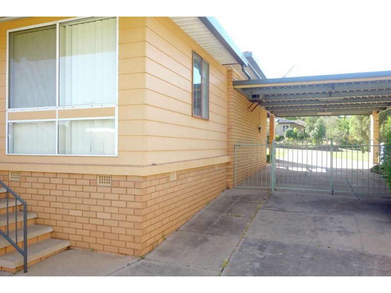 21 Banks Avenue, Kooringal NSW 2650