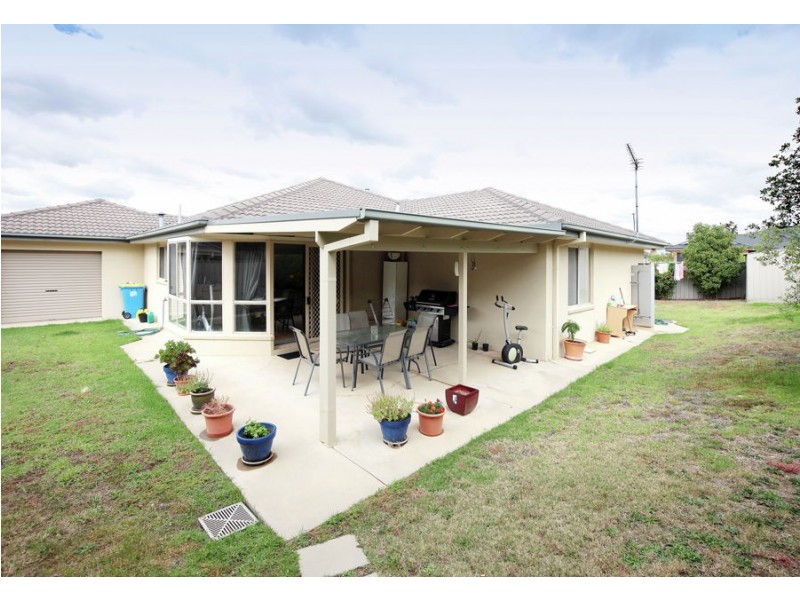 48 Tamar Drive, Tatton NSW 2650