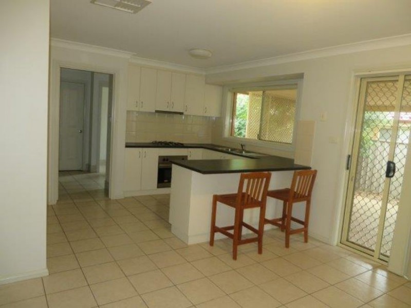 107 Yentoo Drive, Glenfield Park NSW 2650