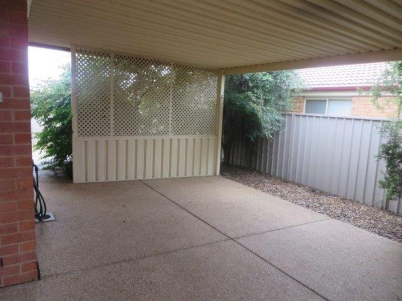 107 Yentoo Drive, Glenfield Park NSW 2650