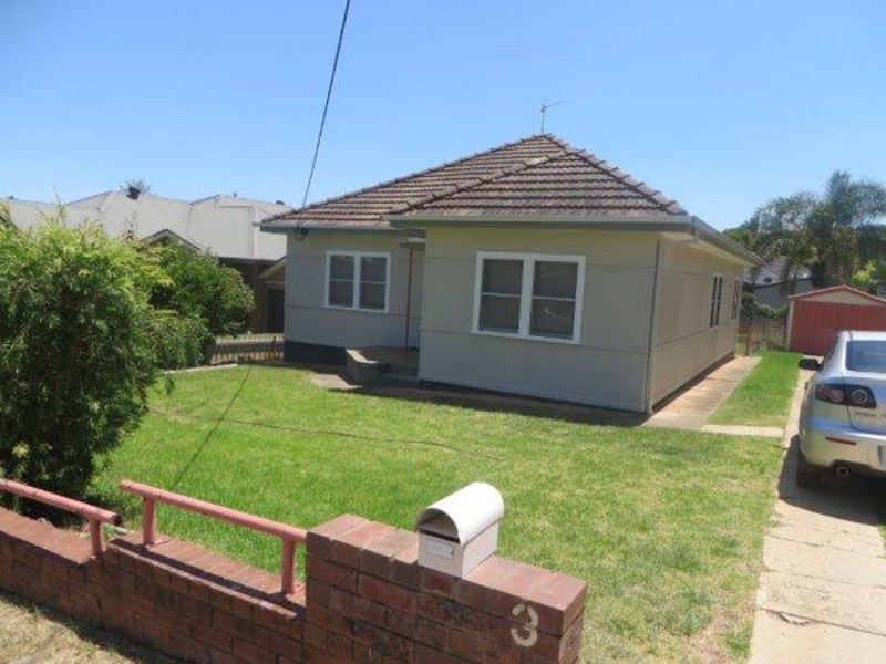 3 Heydon Avenue, Turvey Park NSW 2650