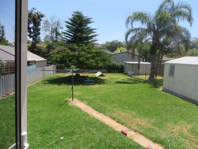 3 Heydon Avenue, Turvey Park NSW 2650